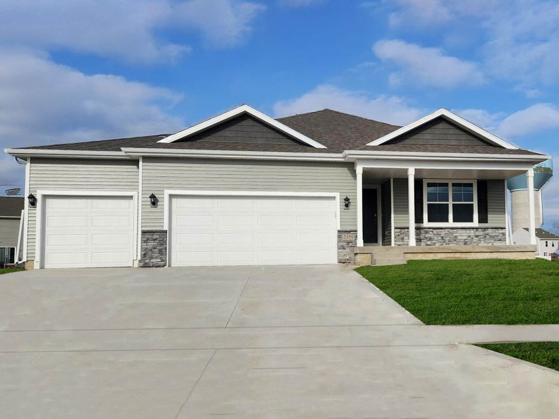 3735 Rueben Drive - Photo 1