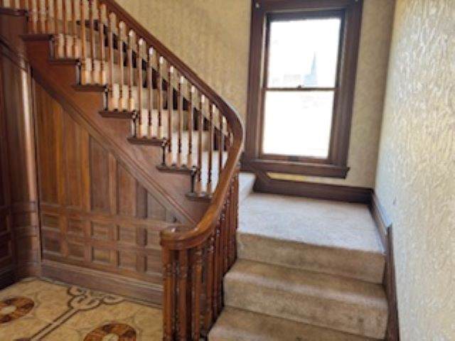 https://bt-photos.global.ssl.fastly.net/cedarrapids/orig_boomver_1_2603828-2.jpg
