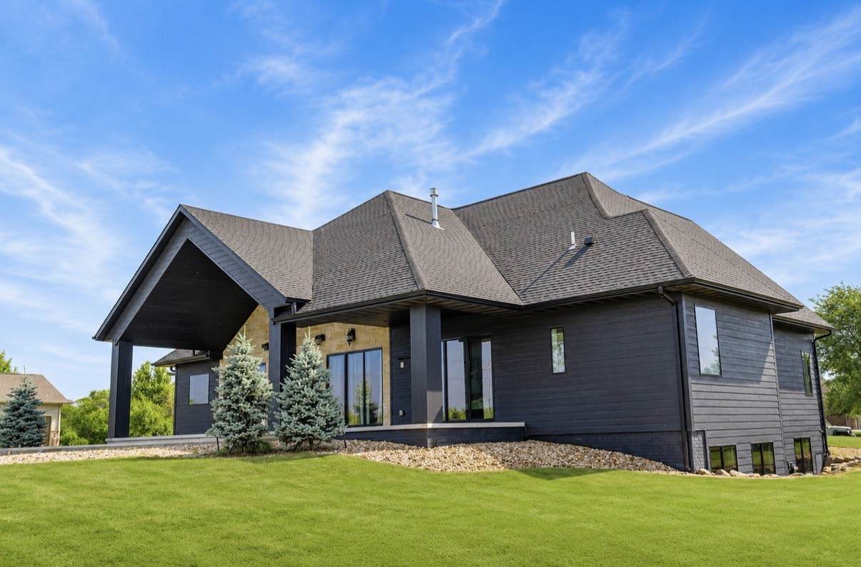https://bt-photos.global.ssl.fastly.net/cedarrapids/orig_boomver_1_2604405-2.jpg