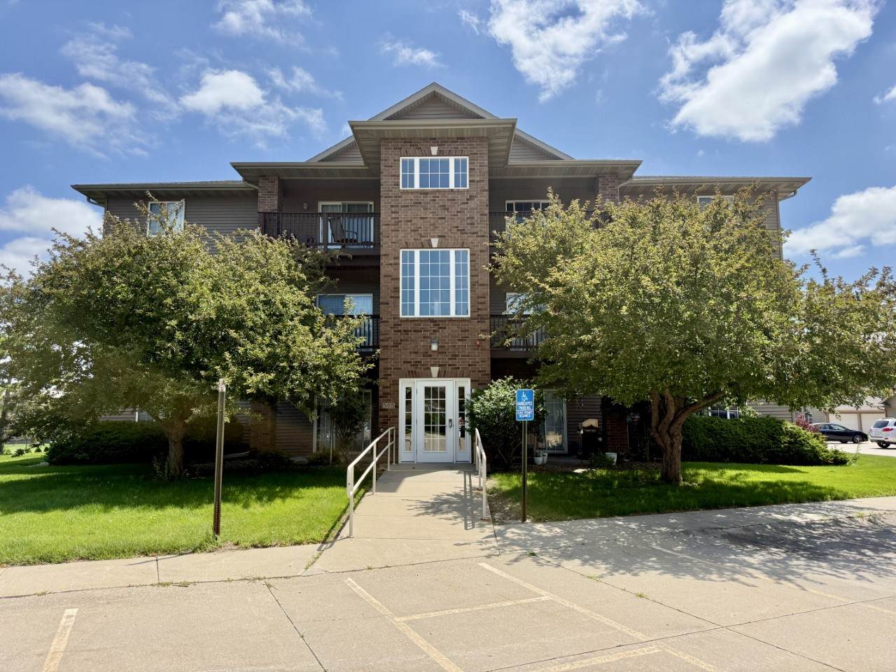 505 Penn Court - Photo 1