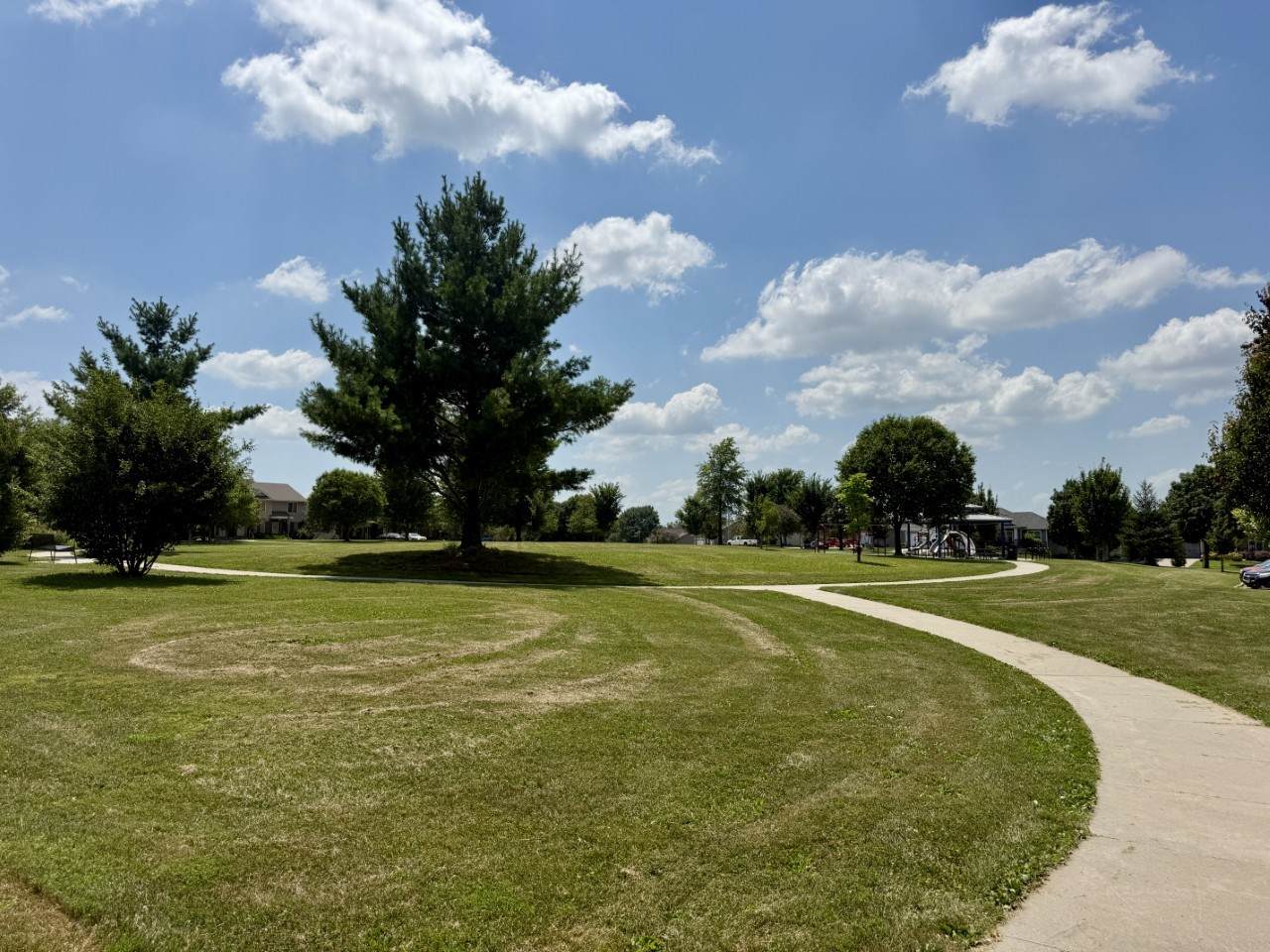 https://bt-photos.global.ssl.fastly.net/cedarrapids/orig_boomver_1_2605086-2.jpg