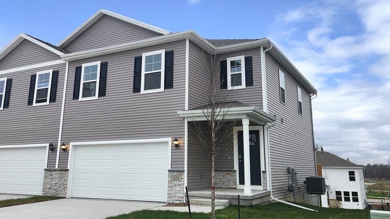 731 Maddie Lane - Photo 1