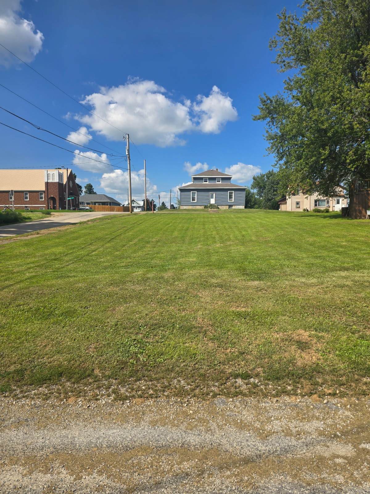307/311 Webster - Photo 1