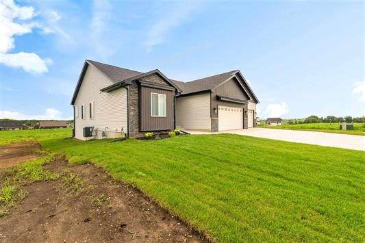 https://bt-photos.global.ssl.fastly.net/cedarrapids/orig_boomver_1_2606455-2.jpg