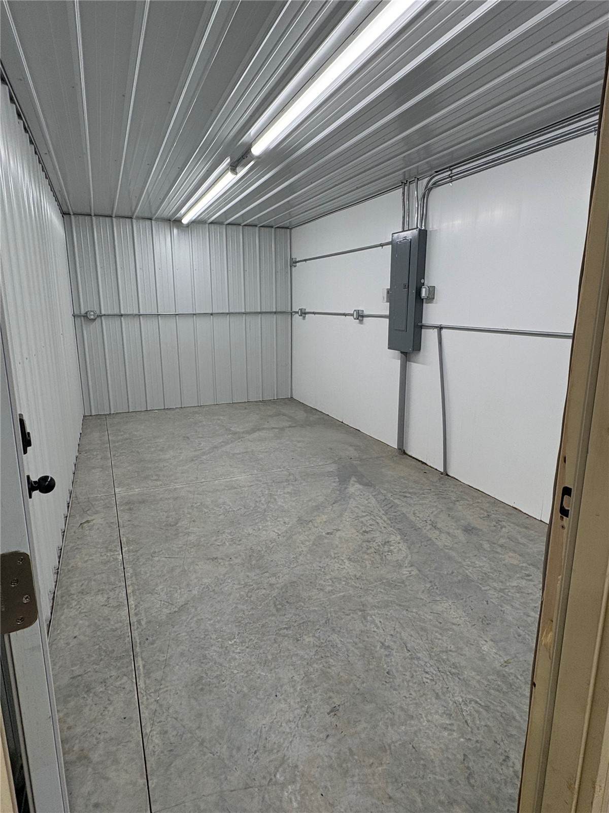 https://bt-photos.global.ssl.fastly.net/cedarrapids/1280_boomver_1_2606480-2.jpg