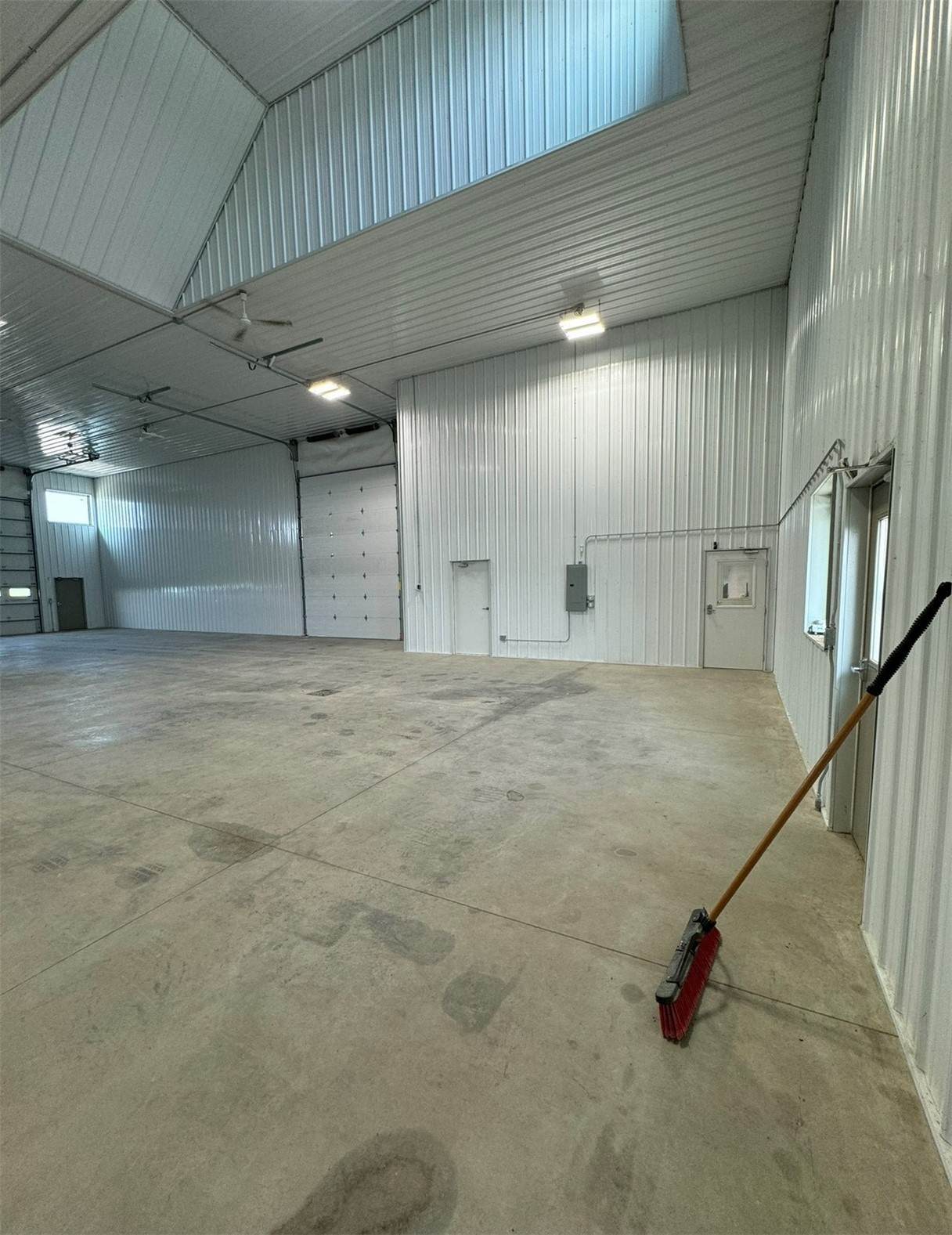 https://bt-photos.global.ssl.fastly.net/cedarrapids/1280_boomver_1_2606482-2.jpg