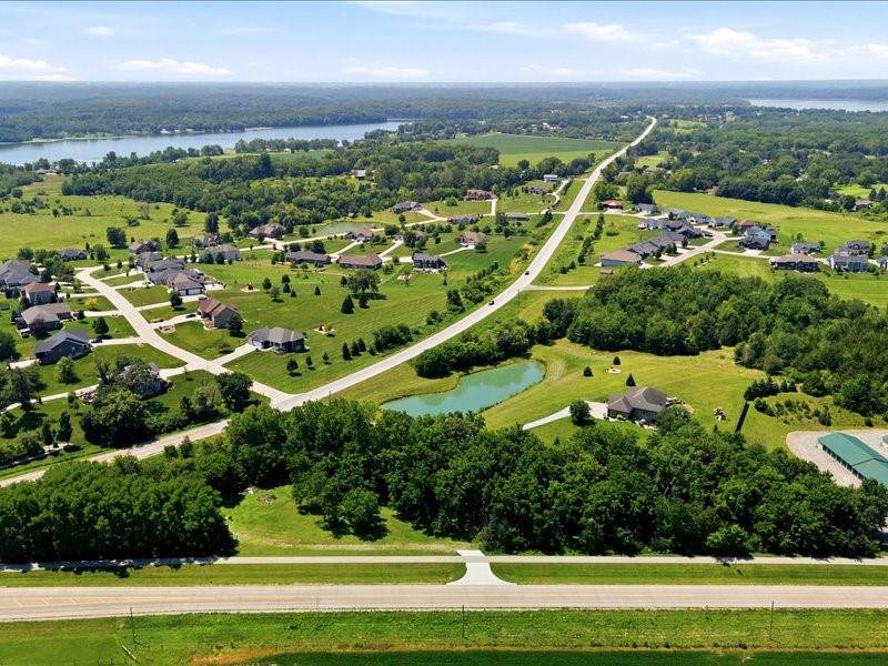 https://bt-photos.global.ssl.fastly.net/cedarrapids/orig_boomver_1_2606688-2.jpg