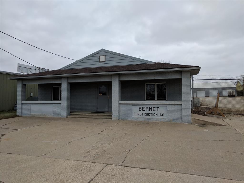 805 50th Street - Photo 1
