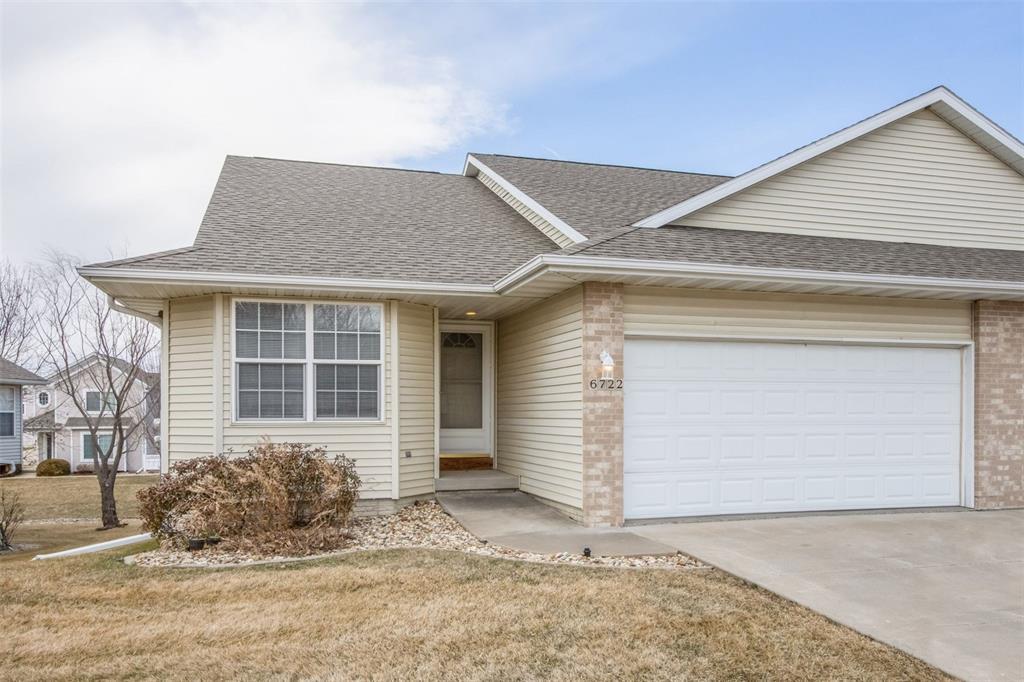 6722 Waterview Drive - Photo 1