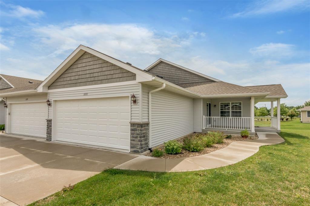 1221 Honey Creek Way - Photo 1