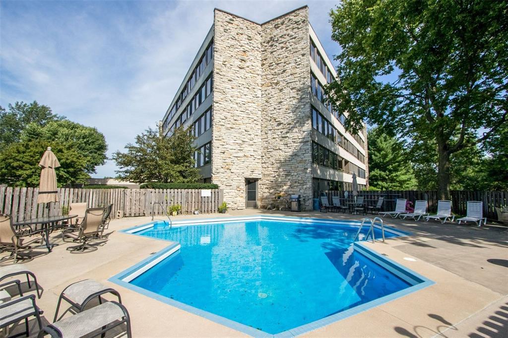 820 Club House Road - Photo 1