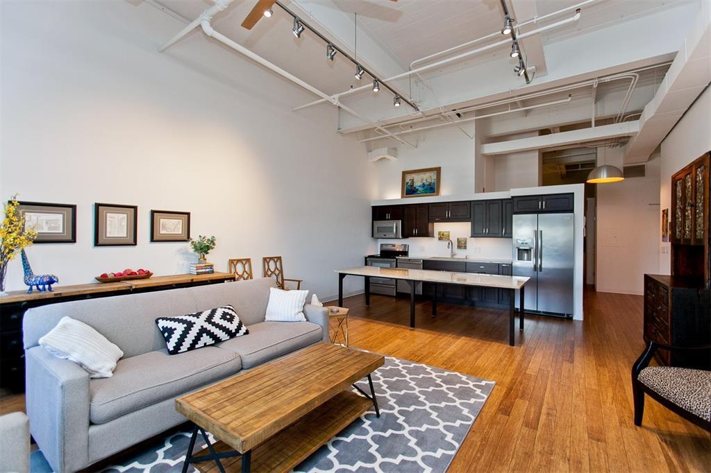 905 3rd Street - Photo 1