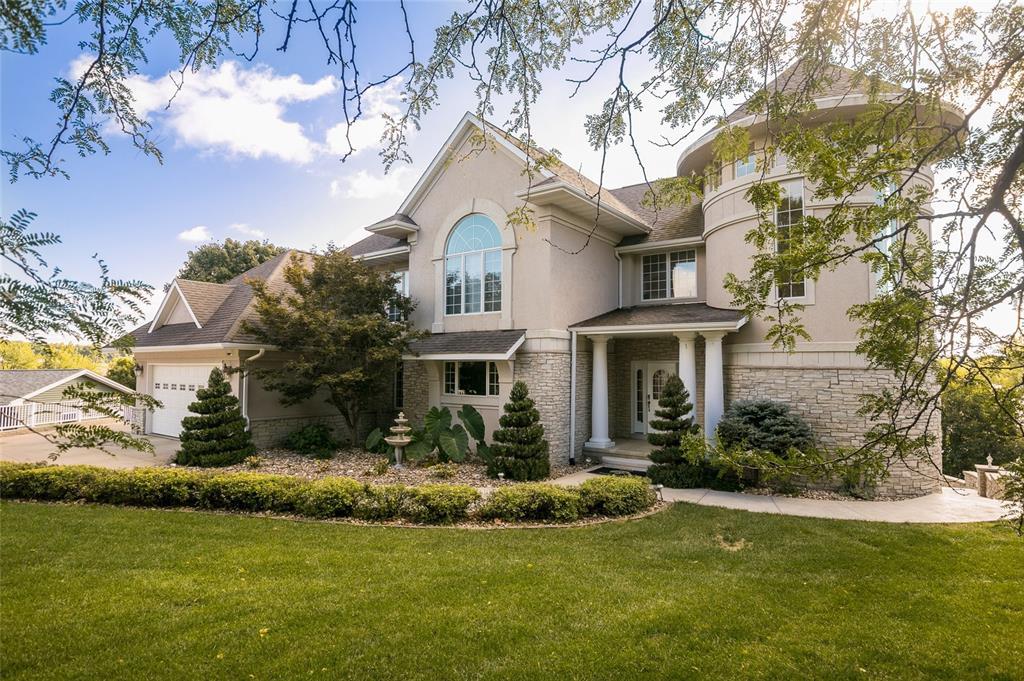3875 Lake Vista Drive - Photo 1
