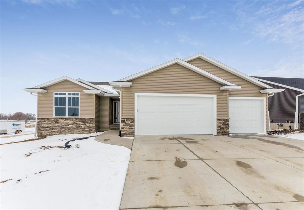 5726 Cedar Ridge Drive - Photo 1