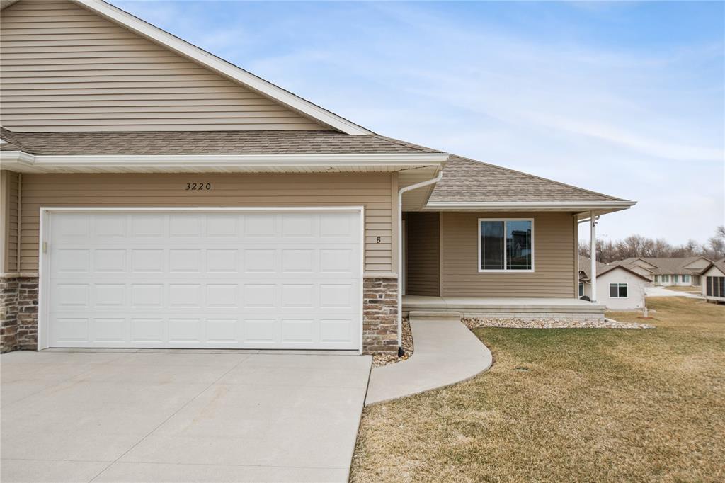 3220 Breyer Street - Photo 1