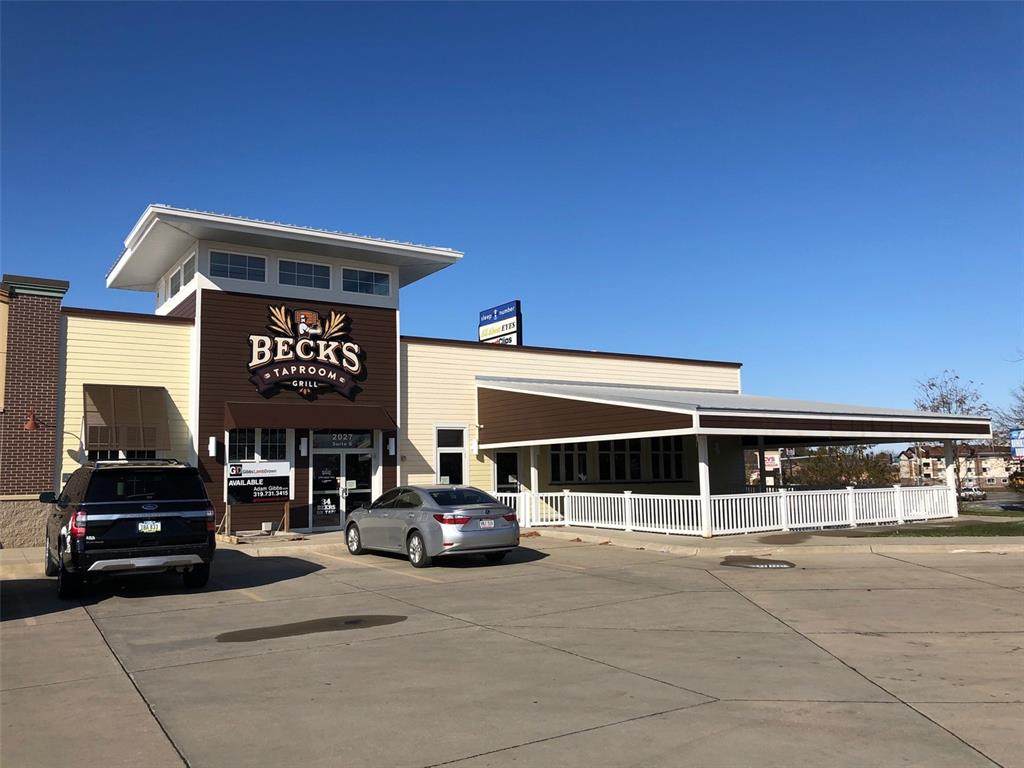 2027 Crossroads Boulevard - Photo 1