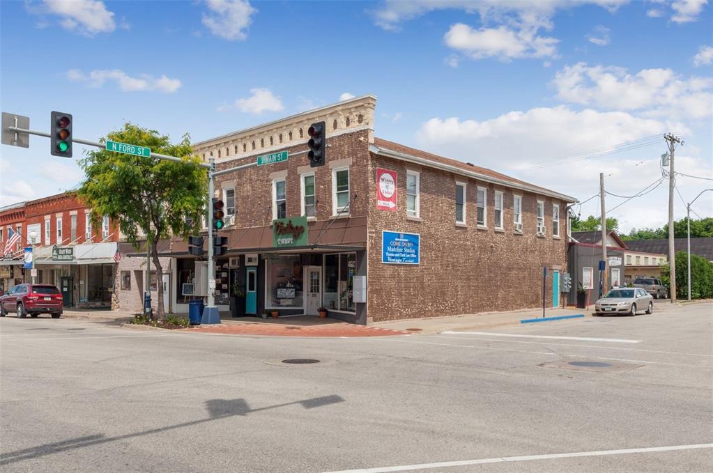 200 Main Street - Photo 1
