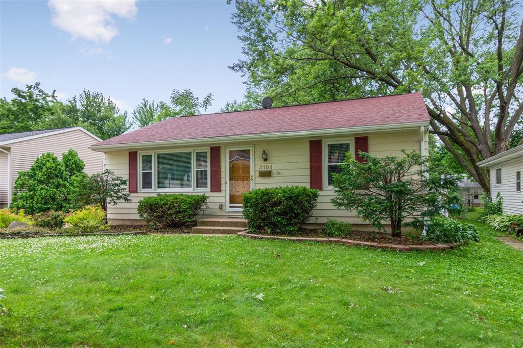3101 G Avenue - Photo 1