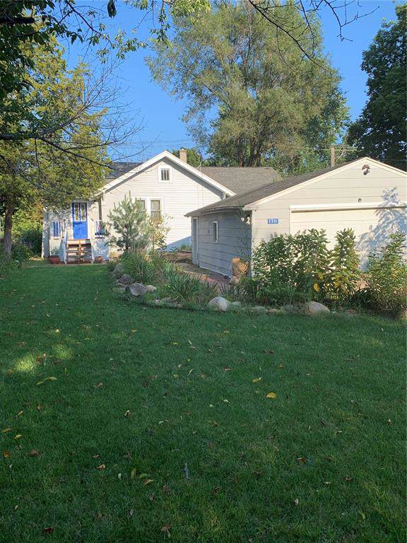 1711 Bever Avenue - Photo 1