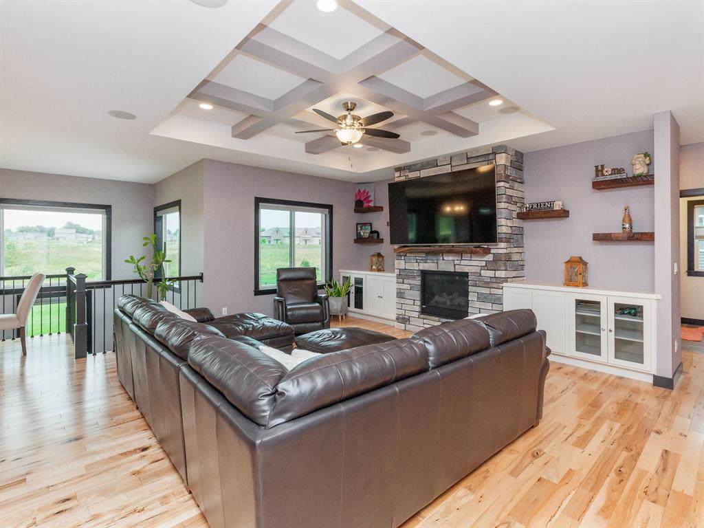 757 Eastview Avenue - Photo 1