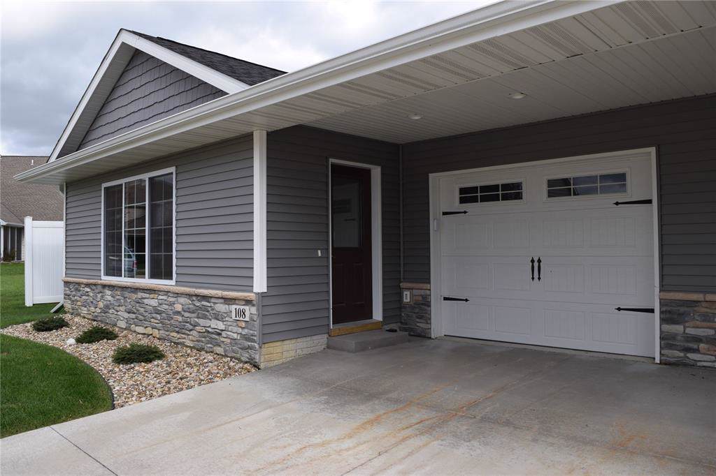 108 Wild Rose Lane - Photo 1