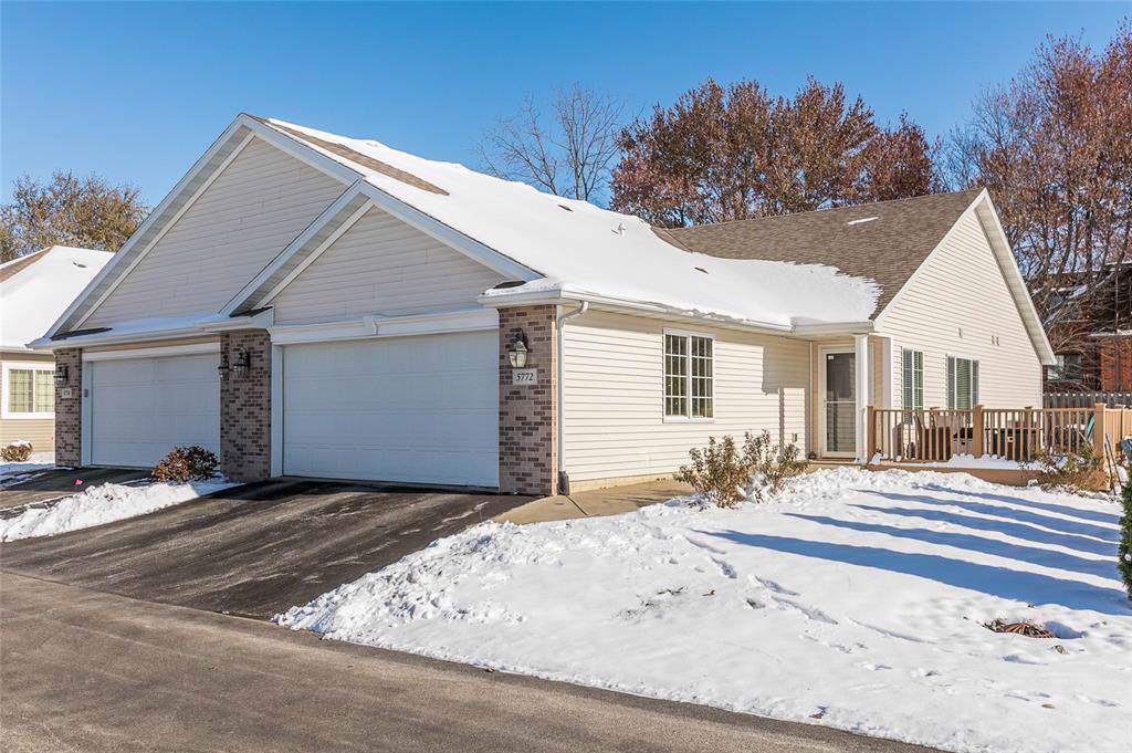 5772 Oakwood Avenue - Photo 1