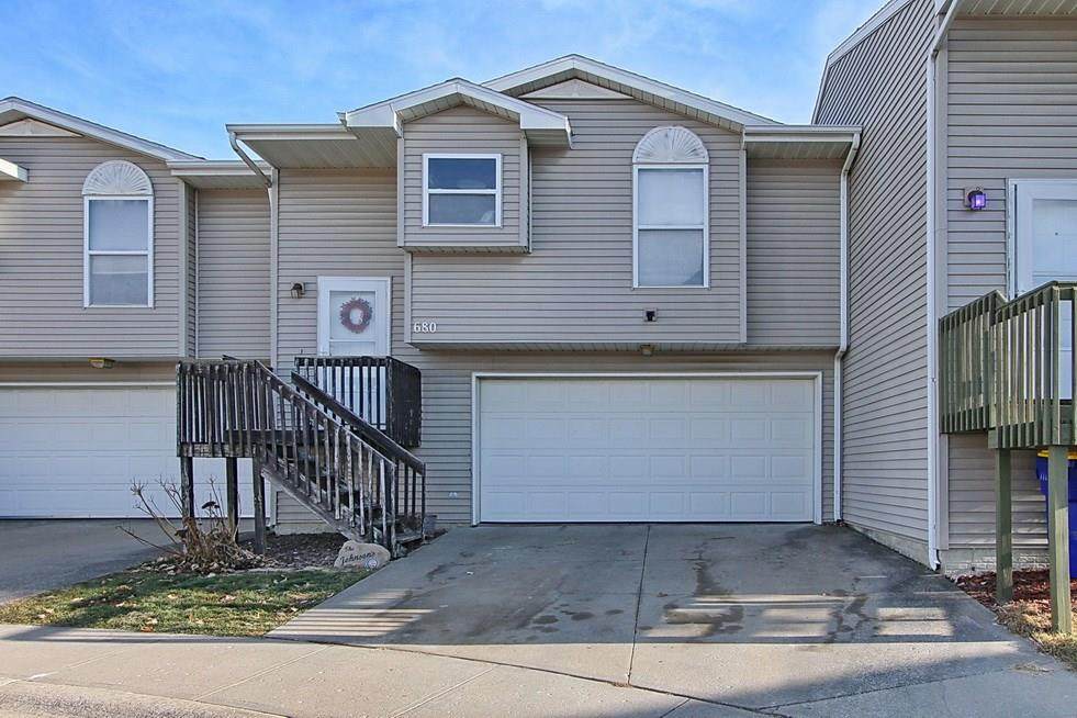 680 Jules Court - Photo 1