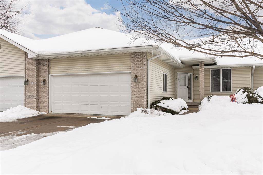 637 Crystal Drive - Photo 1