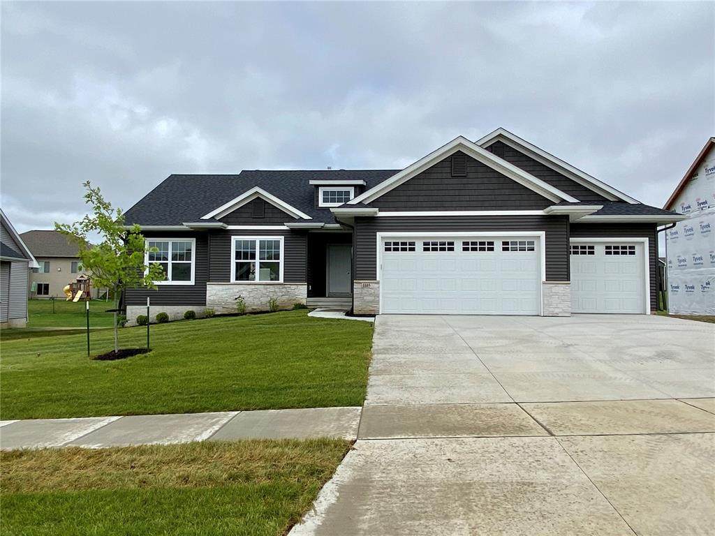 605 Owen Street - Photo 1