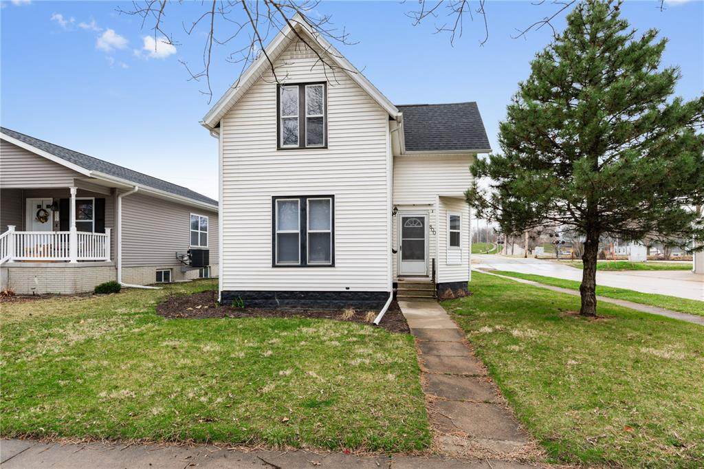800 10th Street - Photo 1