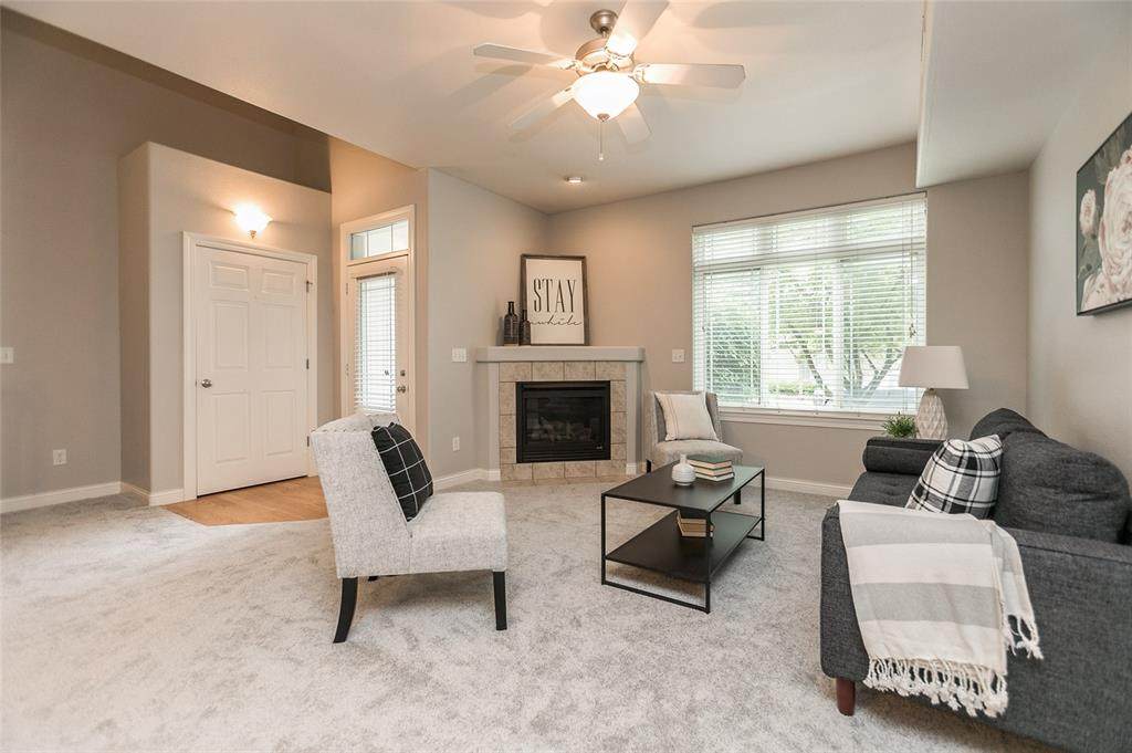 185 Brentwood Drive - Photo 1