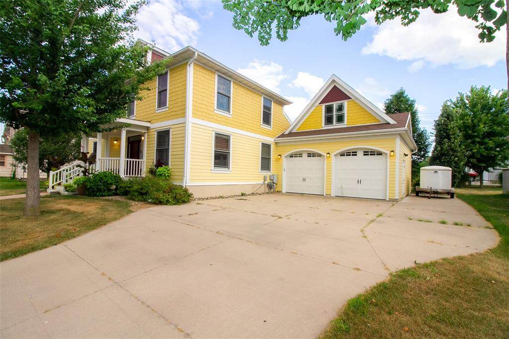 508 5th Street - Photo 1