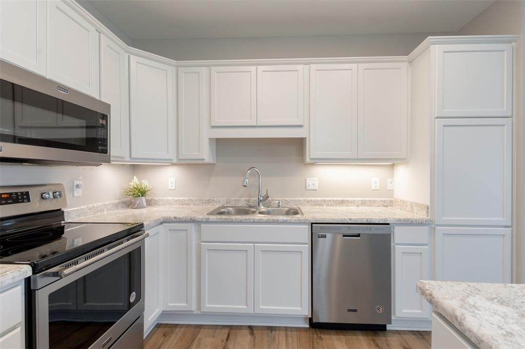 3550 Stone Creek Circle - Photo 1