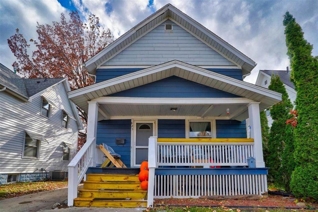 825 E Avenue - Photo 1
