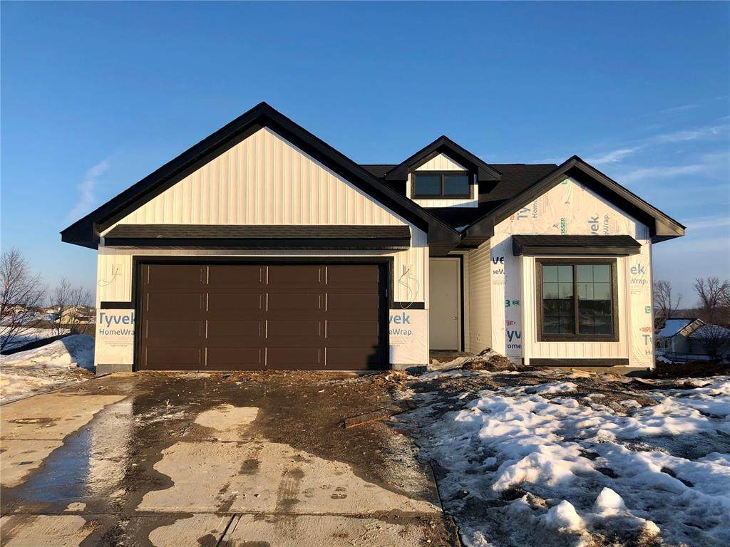 16 Pinnacle Lane - Photo 1