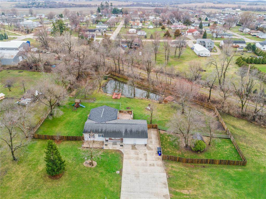 707 Main Street - Photo 1