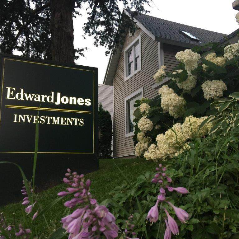 285 7th Avenue - Photo 1