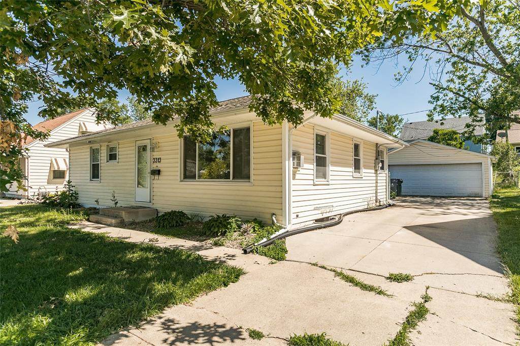 3313 H Avenue - Photo 1