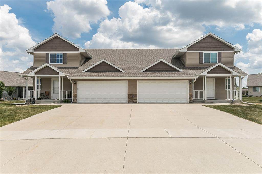 828 Crescent View Drive - Photo 1