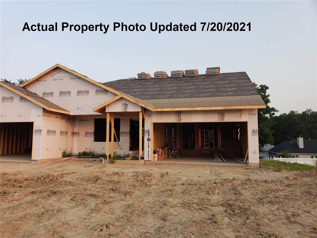 1611 Petrus Drive - Photo 1