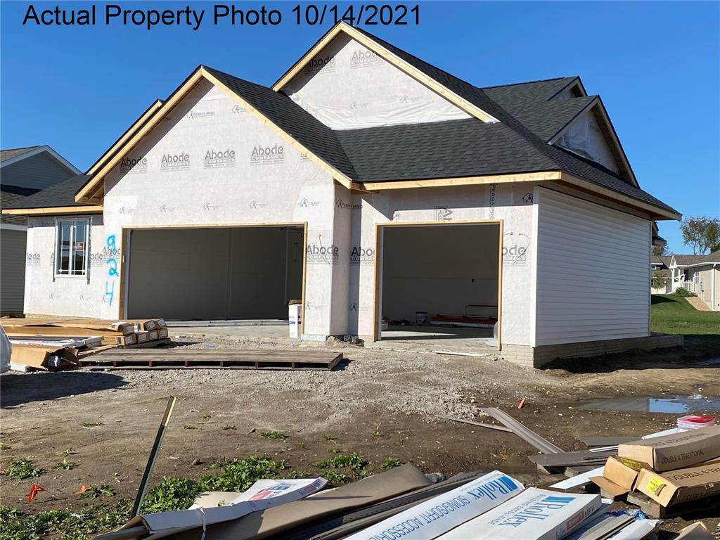 924 Crescent View Drive - Photo 1