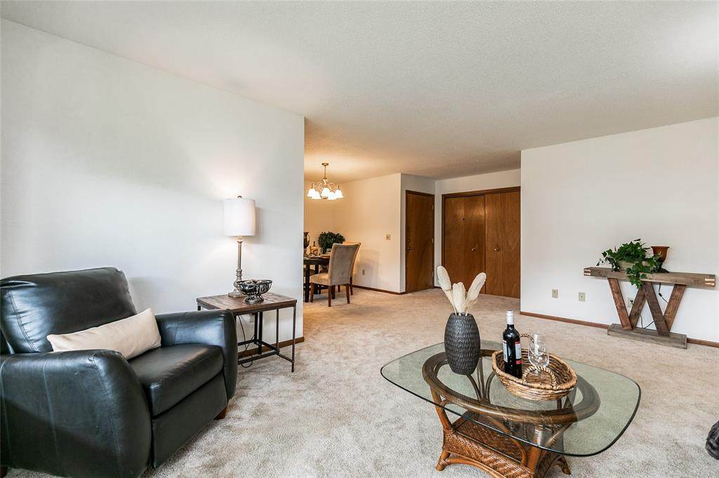 830 Edward Ct. Se - Photo 1