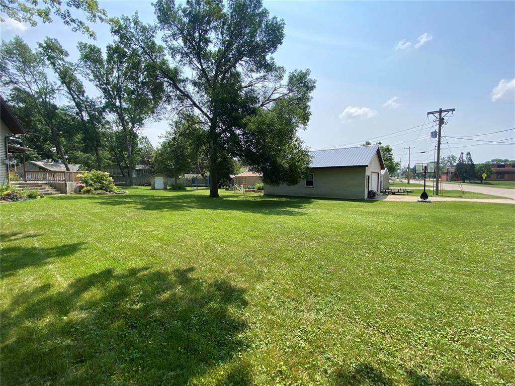 500 5th Avenue - Photo 1