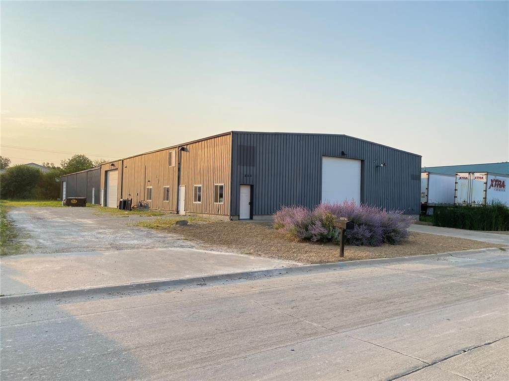 655 49th Street - Photo 1