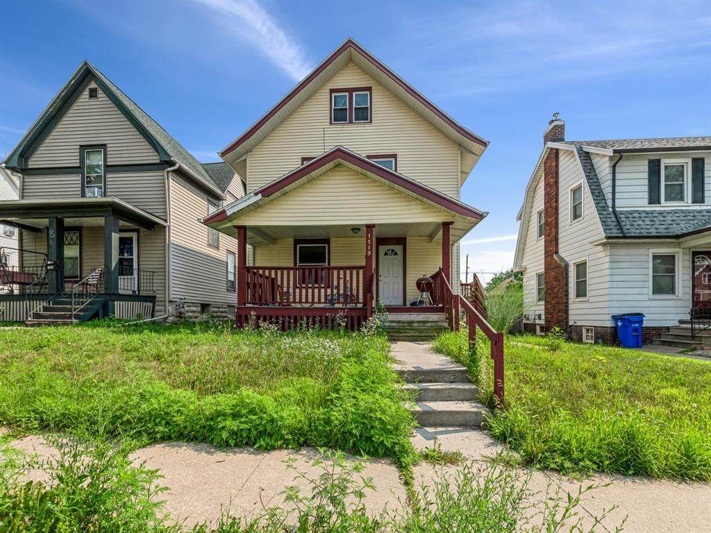 1519 4th Avenue - Photo 1