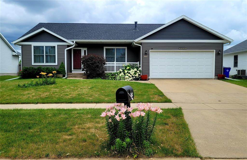 1037 Tiara Drive - Photo 1