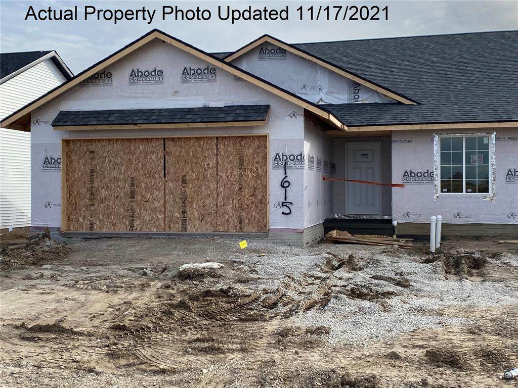1615 Petrus Drive - Photo 1