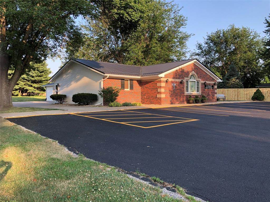 606 39th Avenue - Photo 1
