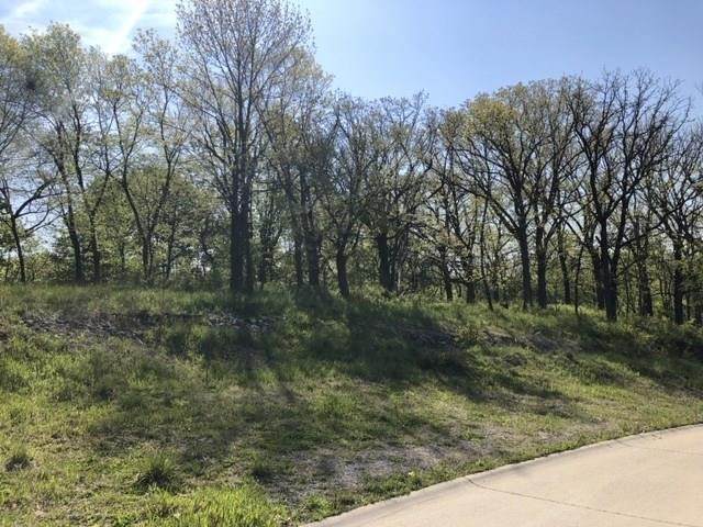 5402 River Parkway - Photo 1