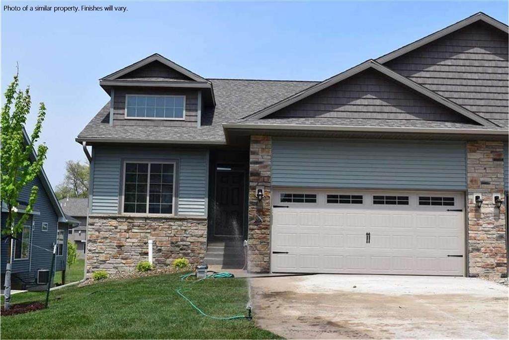 622 Creekside Drive - Photo 1
